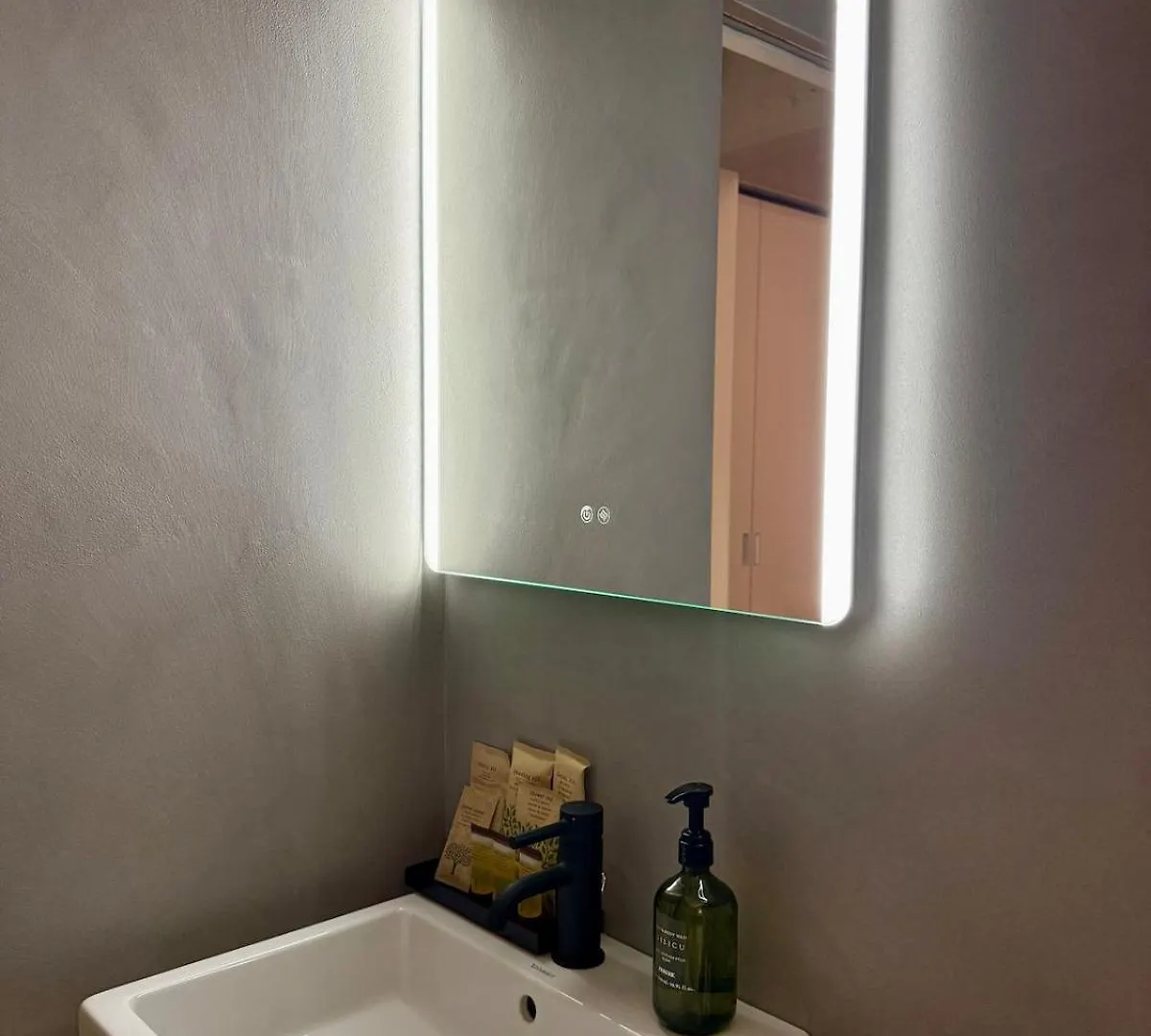 Luxury House In Milano Pietrasanta 130 Mq Apartment 0*, Milan