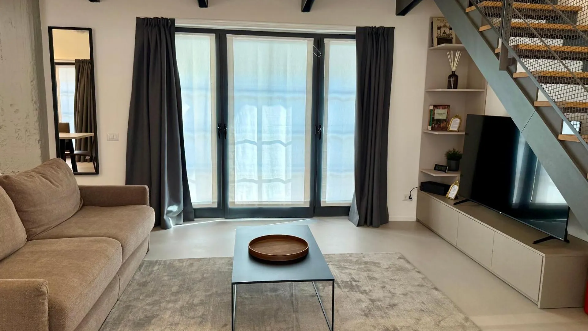 Luxury House In Milano Pietrasanta 130 Mq Apartment